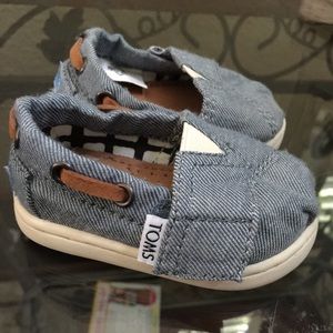 Denim Toms